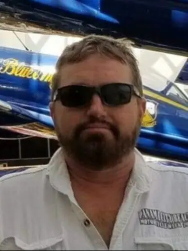 Mnmale1972 Profile image 1